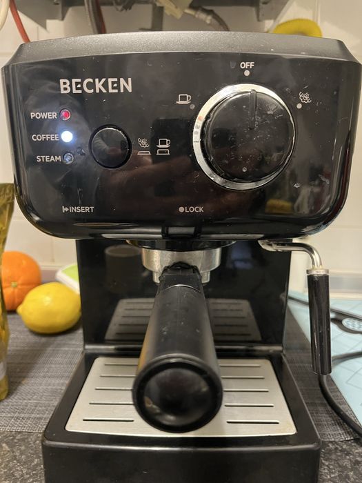 Maquina de Café Expresso Becken
