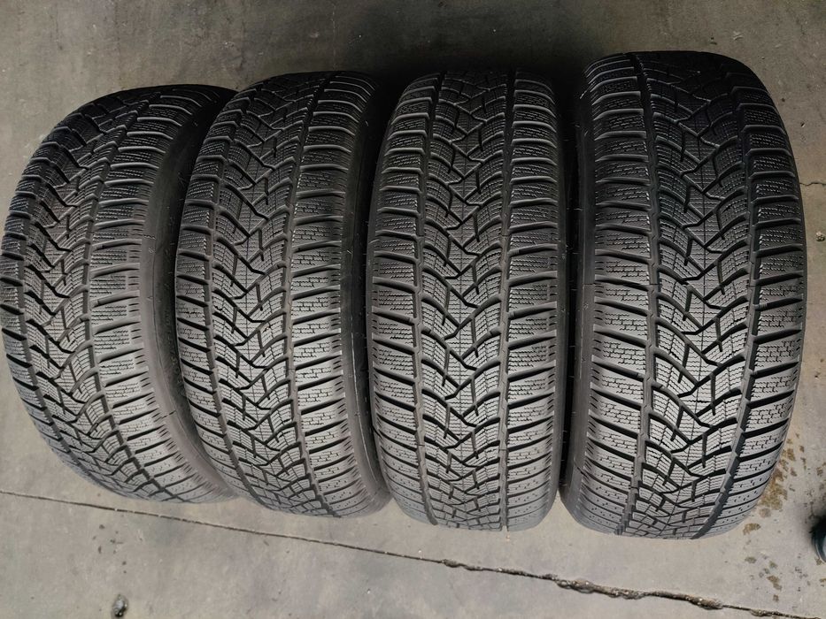 R18 235 40 шини зимові Dunlop Winter Sport 5 гарний стан преміум шини