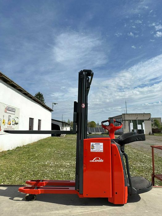Штабелер рокла електро самохідна 1397* Linde L20АР 2т 446см
