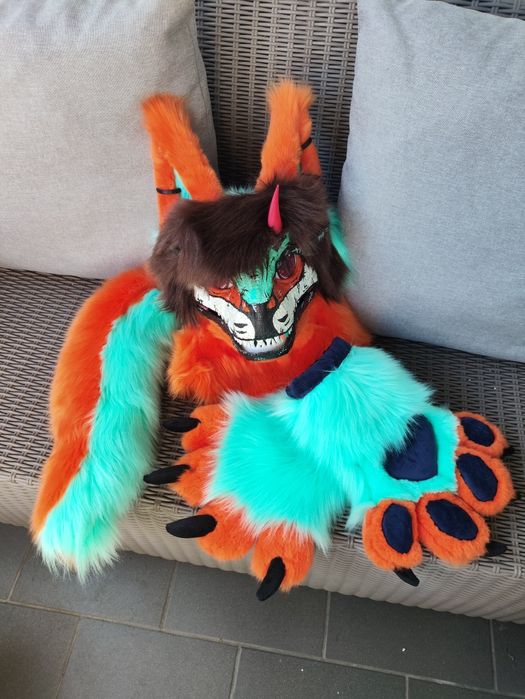 Fursuit, maska, ogon, łapy