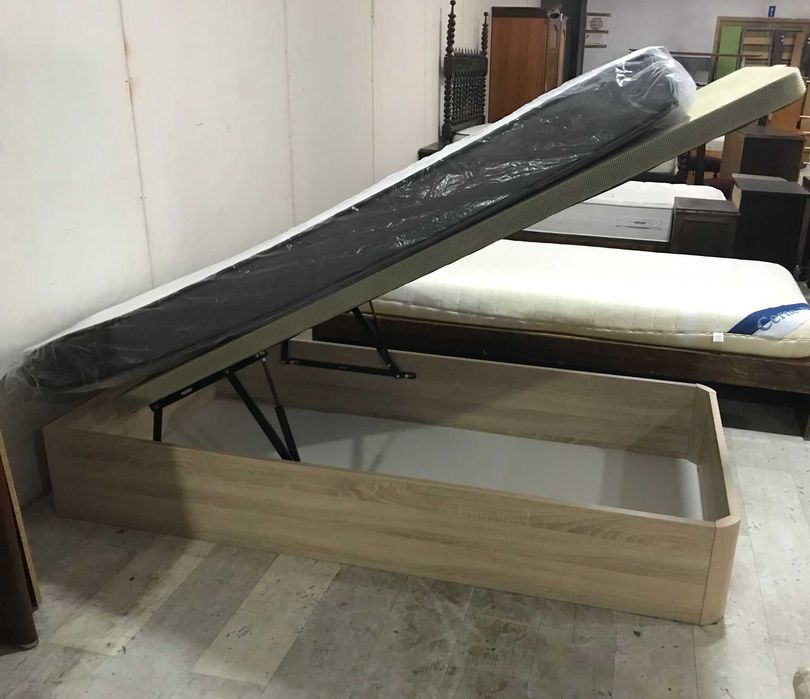 *NOVA* Cama com Arrumação