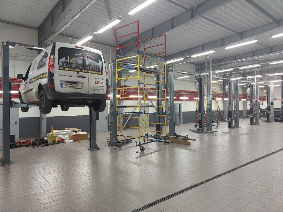 Підйомник автомобільний LAUNCH 3,5-4т 380-220В