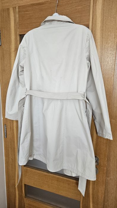 Damski trencz krótki