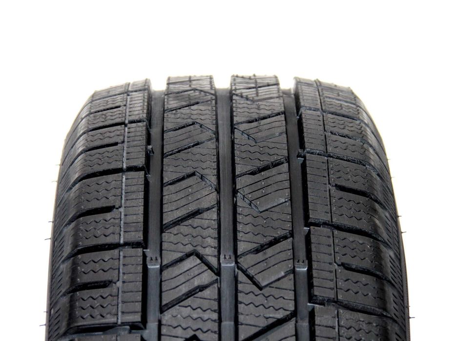 Opony zimowe dostawcze LAUFENN I FIT VAN 215/65R16C 109/107T