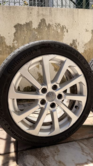 Jantes Audi Originais 17” com Pneus Continental