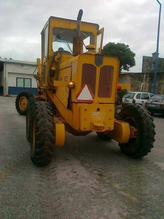 Exelente Motoniveladora