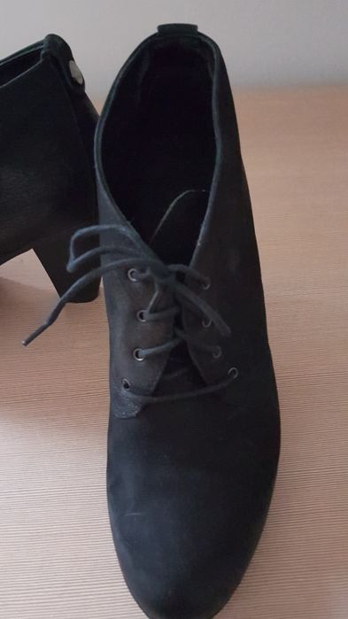 Botki czarne z naturalnej skóry