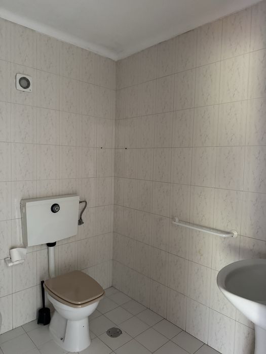 Apartamento T1 com garagem e arrumos em Aveiro perto do Glicinias