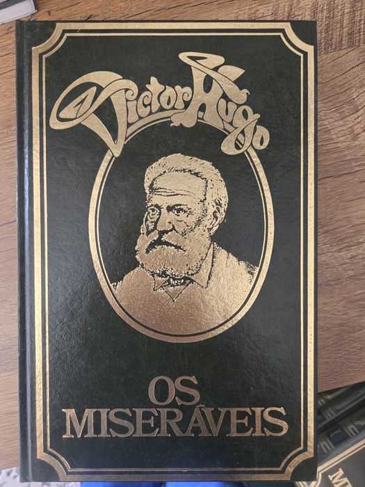 Os Miseráveis – Victor Hugo – Coleção completa 5 volumes – Capa dura