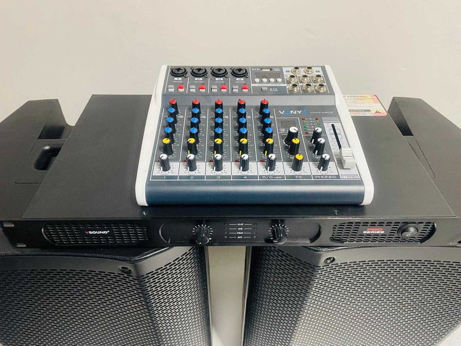 SISTEMA SOM 1000 Watts - 1 Amplificador e 2 Colunas