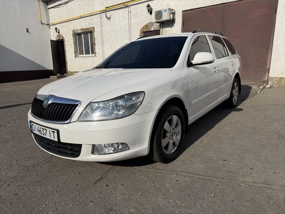 SKODA OCTAVIA 2012 VIN TMBHE61Z5C2148478 фото оголошення 4 з 22