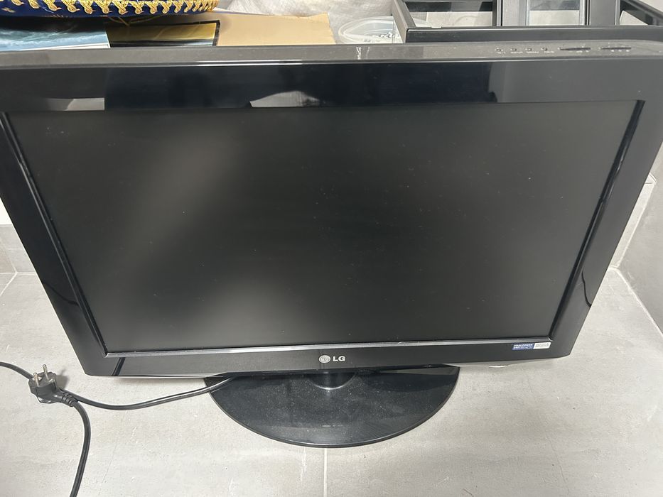 Vendo Televisao LG