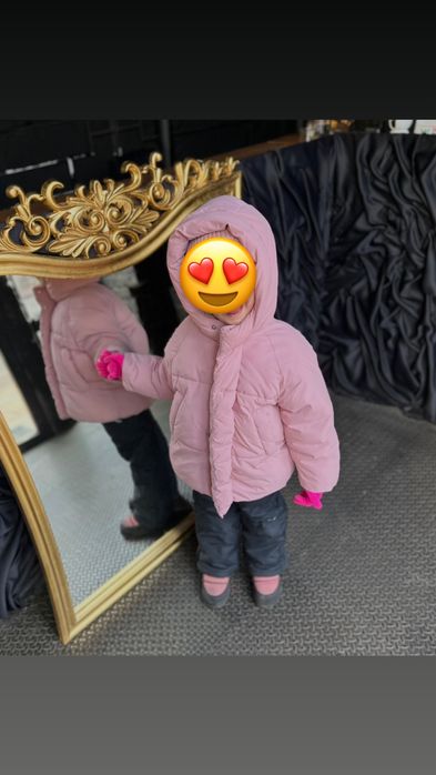 Куртка Zara 116 для дівчинки