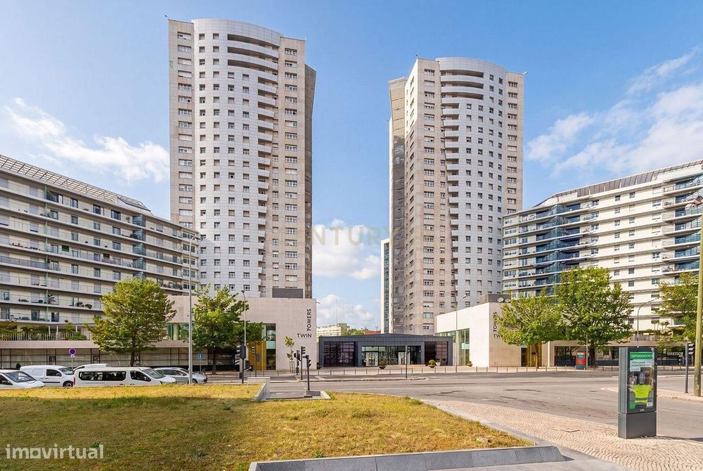 Apartamento T2 Twin Towers com Garagem