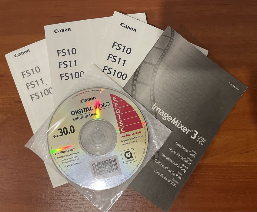 Цыфровая видеокамера Canon FS 10