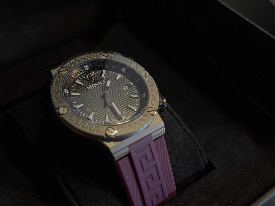Zegarek męski Versace Greca Logo Diver VE8G00224