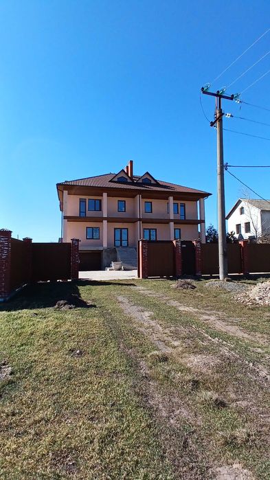 Продам Дуплекс. дом на 2 семьи вблизи Одессы. Малодолинское. 18 соток. Сухой Лиман.