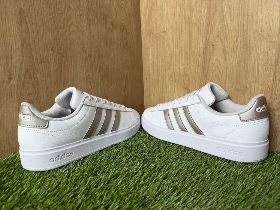 Adidas Grand Court 2.0 розмір 38