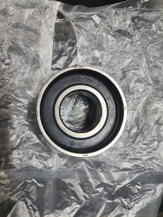 Підшипник ролик натяжника грм Mazda дизель VKM 74607 SKF
