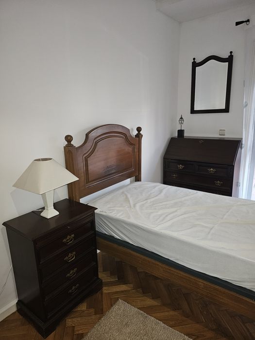 Arrendo quartos em casa partilhada