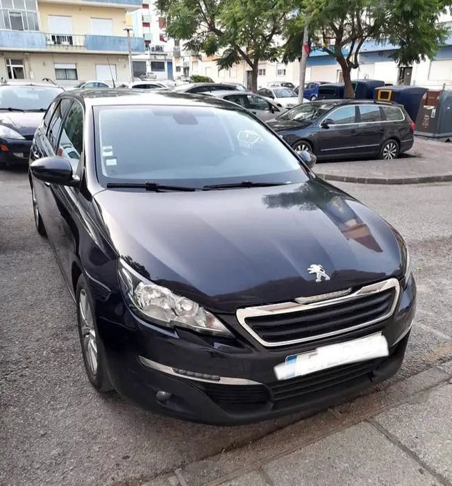 Peugeot 308 blue HDI 2015