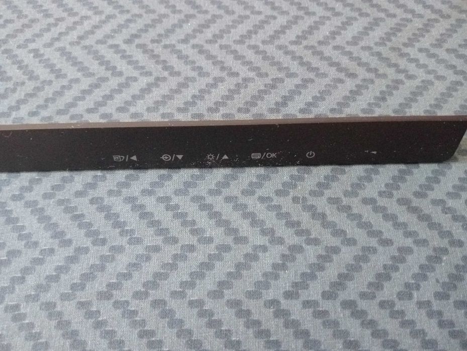 Barra ou Moldura inferior de Botões, sem som do Monitor Philips 243V7QDSB
