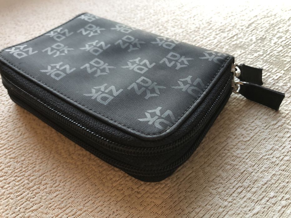 Carteira preta Nylon DKNY