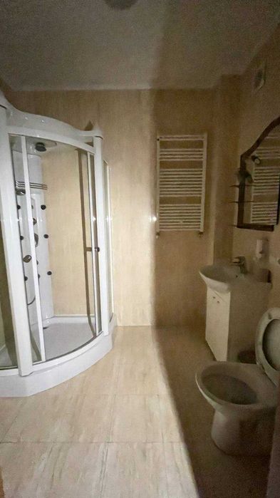 Продаж приміщення на вул. Степанівни