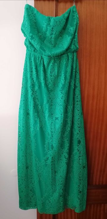 Vestido rendado comprido da Mango