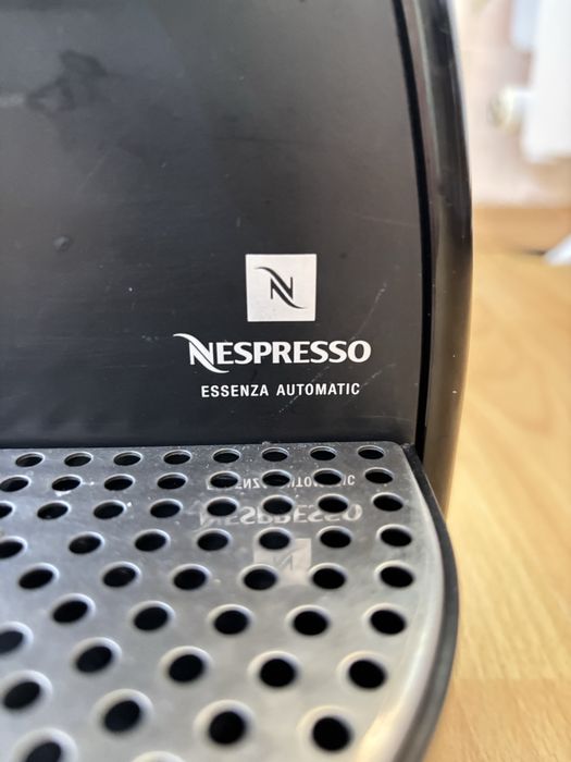 Капсульна кавомашина NESPRESSO