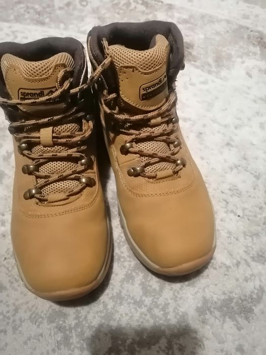 Черевички єврозима.