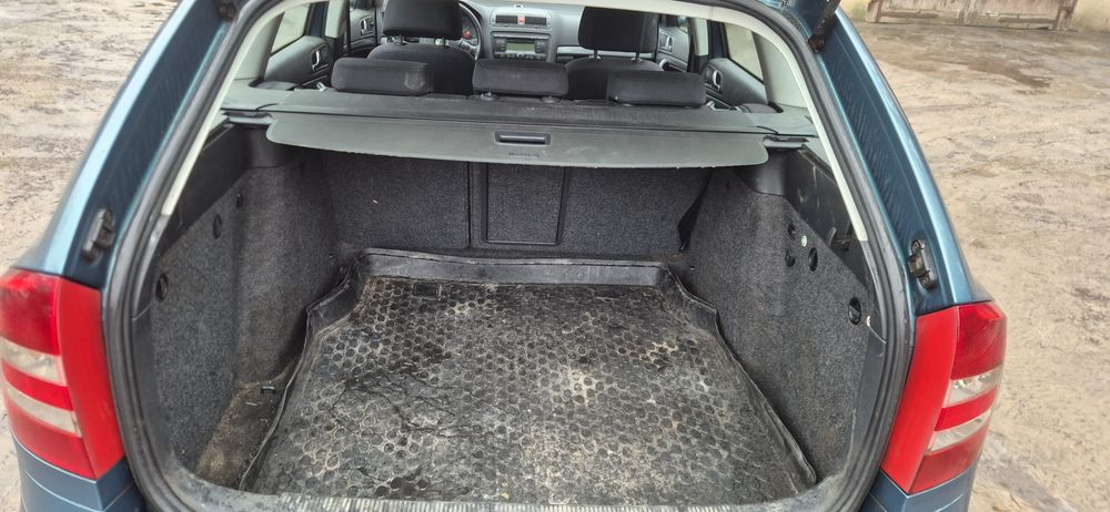 Skoda octavia 2 cześci