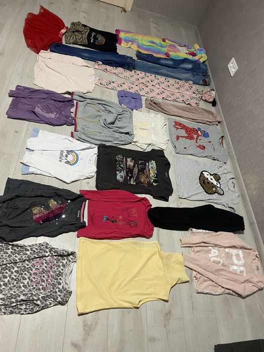 Одяг для дівчинки