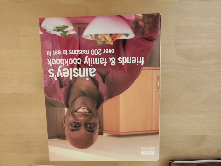 Livro culinária Ainsley Harriott