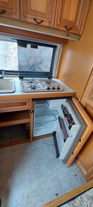 Караван кемпінги будинок на колесах кемпінг автодом