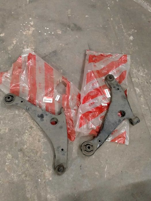 Рычаг подвески Mitsubishi Galant