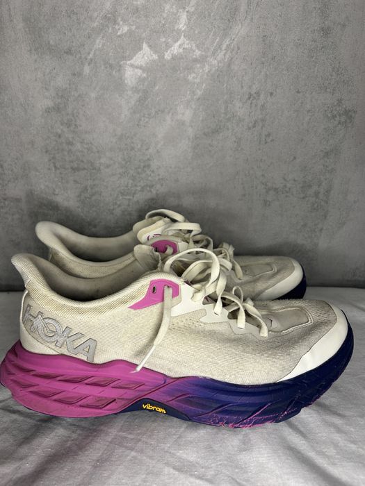 Кросівки для бігу Hoka Speedgoat 5