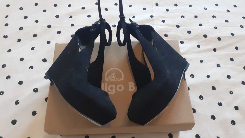 Sapatos altos de camurça, n.°35