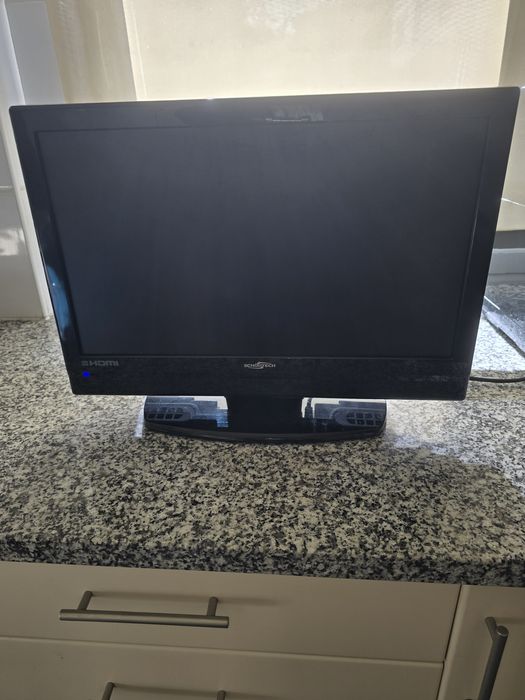 Televisão SCHONTECH  Modelo SCH19822UV