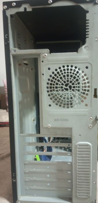 Корпус для пк ATX опис