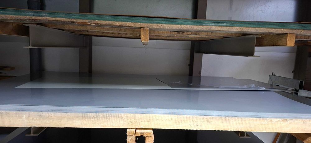 Blacha płaska 9006 i 8017