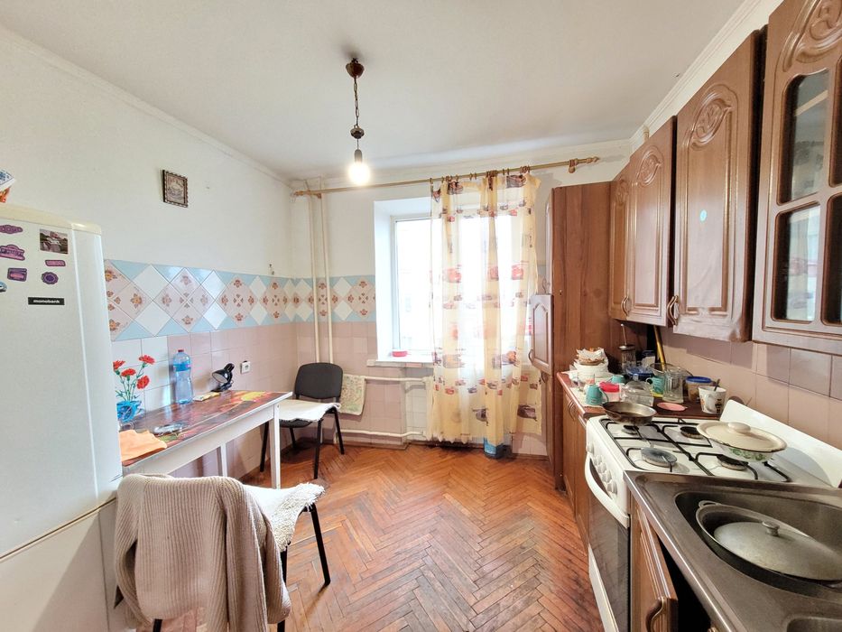 2к."ЧЕШКА", 4/5ц, 54м2, Тепла дуже!, житловий стан,  сонячна! 51500уо!