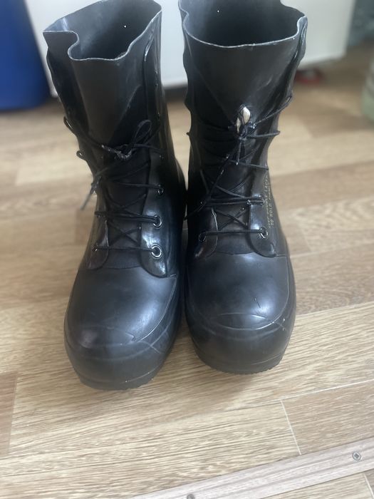 bata bunny boots black
