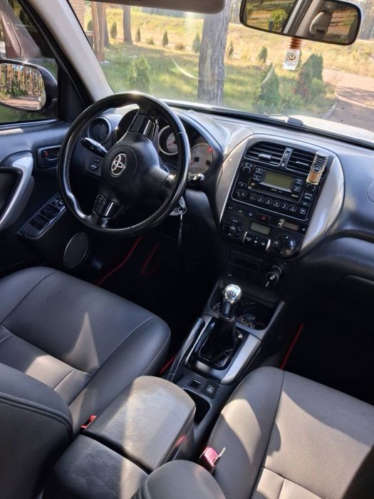 Toyota RAV4 2003