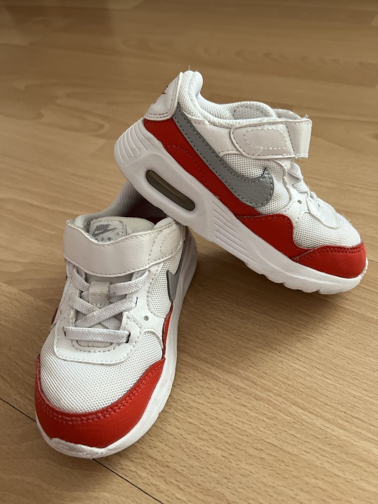 Nike 8c hotsell