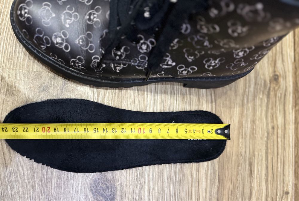 Оригінальні черевики GEOX Respira Disney