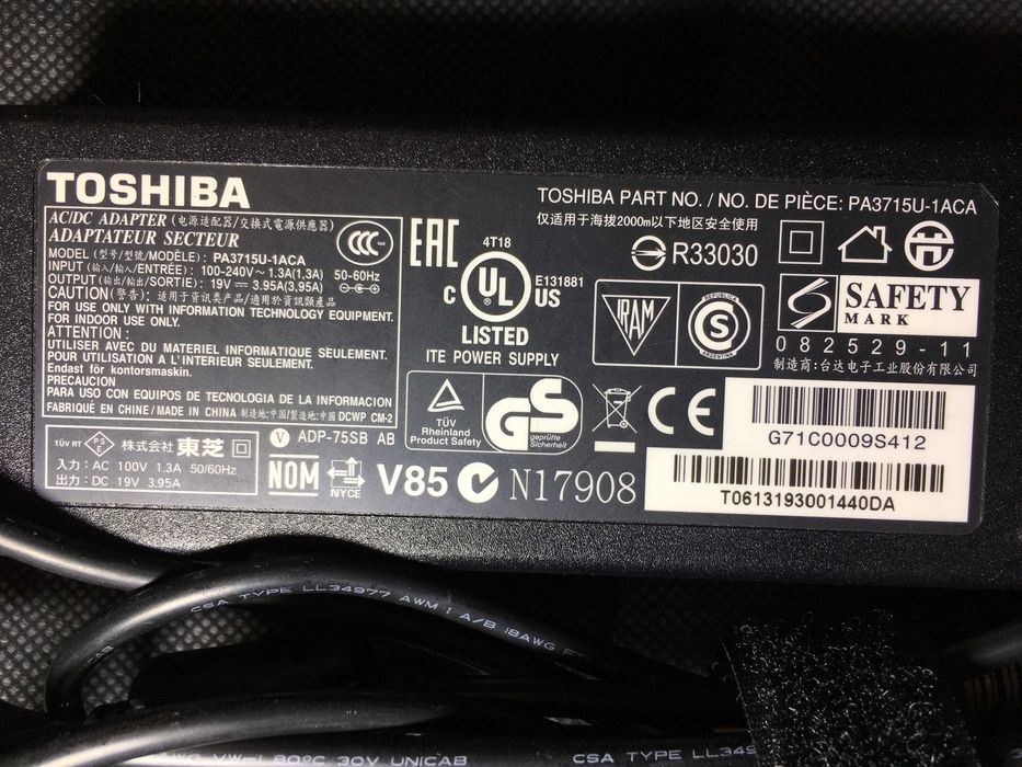 Carregador de portátil TOSHIBA PA3715U-1ACA