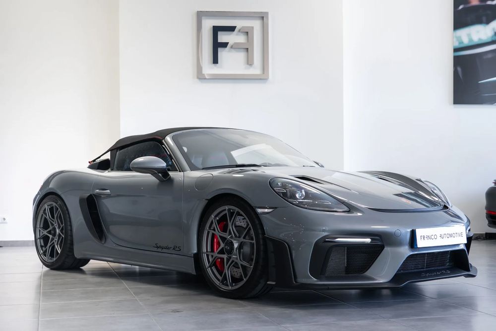 Porsche 718 Spyder RS