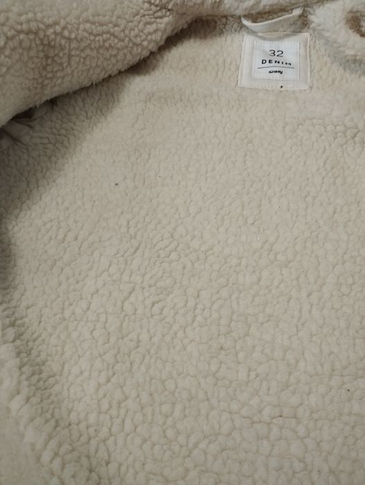 Продам куртку в дуже хорошому стані