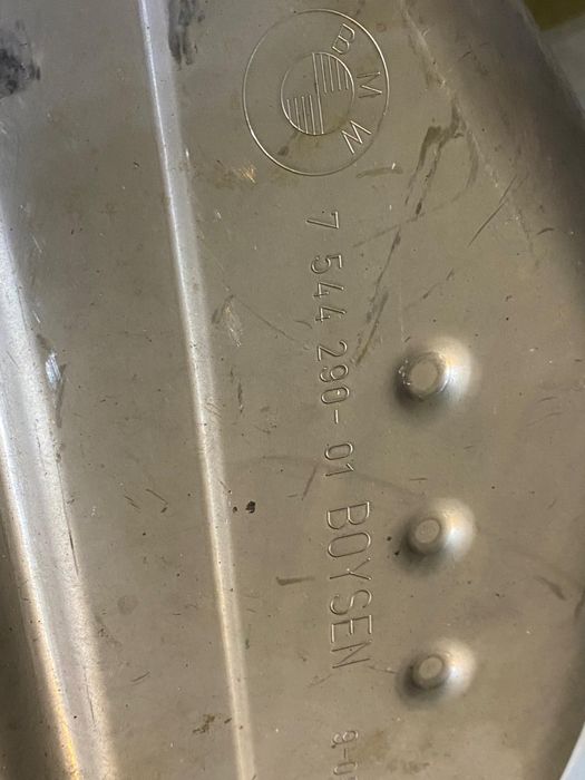 Tłumiki bmw 650i e63 e64